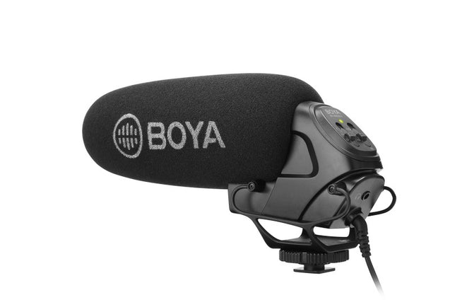 GadgetiCloud BOYA On-Camera Shotgun Microphone application filming YouTube video sound recording professional overall design